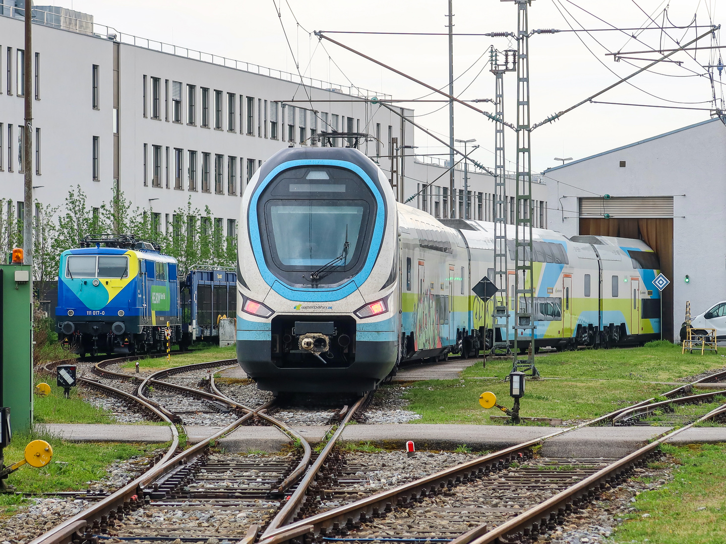 Westbahn und Helrom