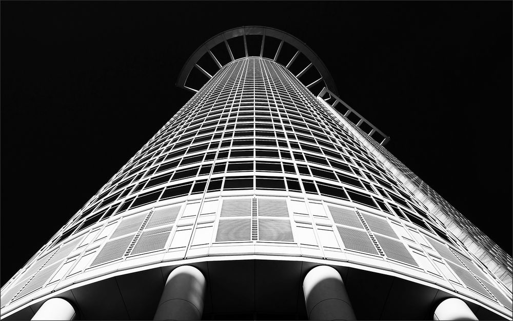 * Westend Tower °