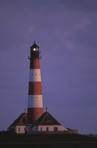 Westerhever Leuchtturm im Abendlicht