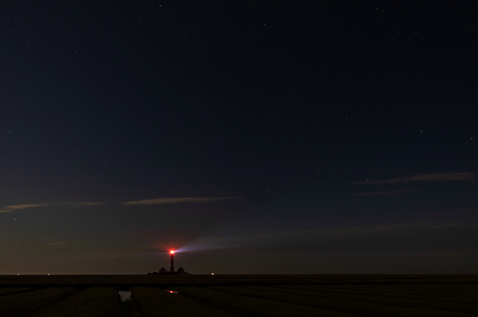 Westerhever Leuchtturm und der Nachthimmel