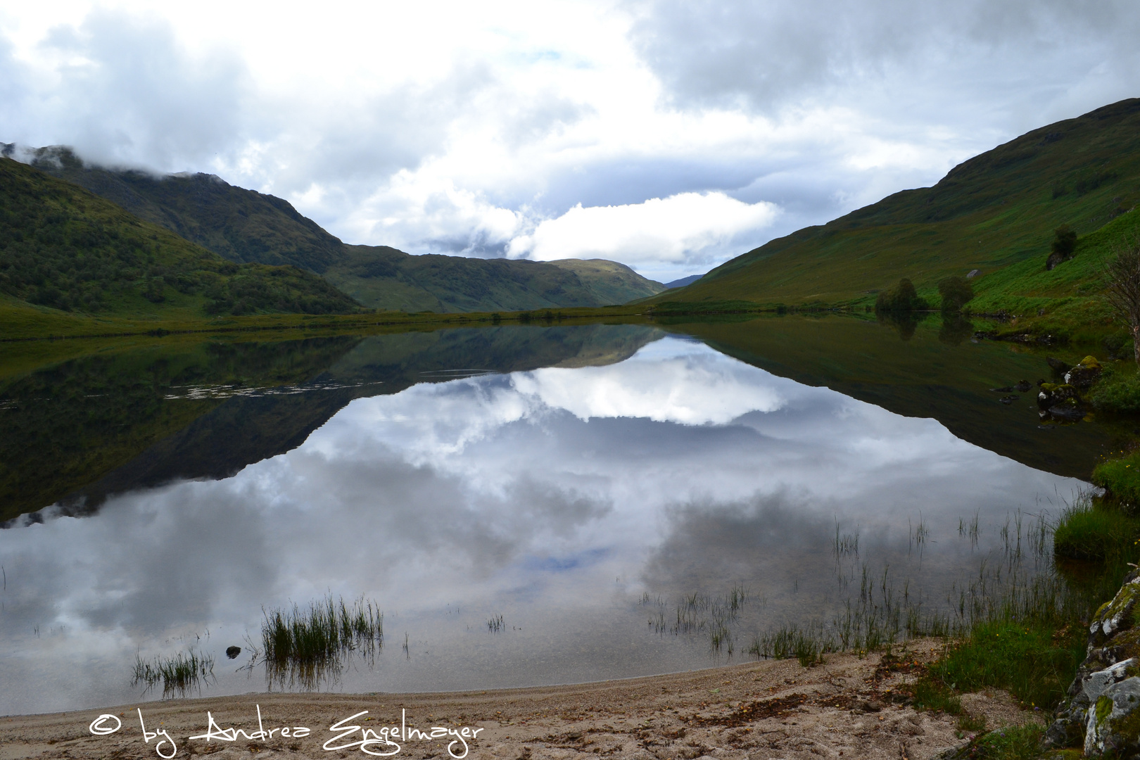 Western Highlands - Spiegelung im Loch an Dubh Lochain