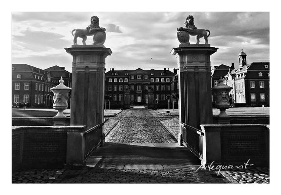 „Westfälisches Versailles…“