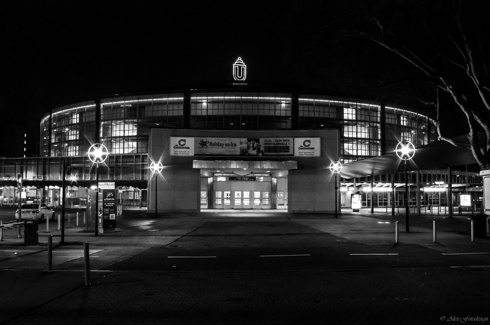 Westfalenhalle Dortmund bei Nacht