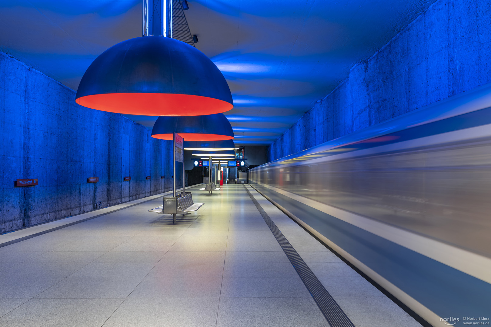 Westfriedhof U-Bahnstation