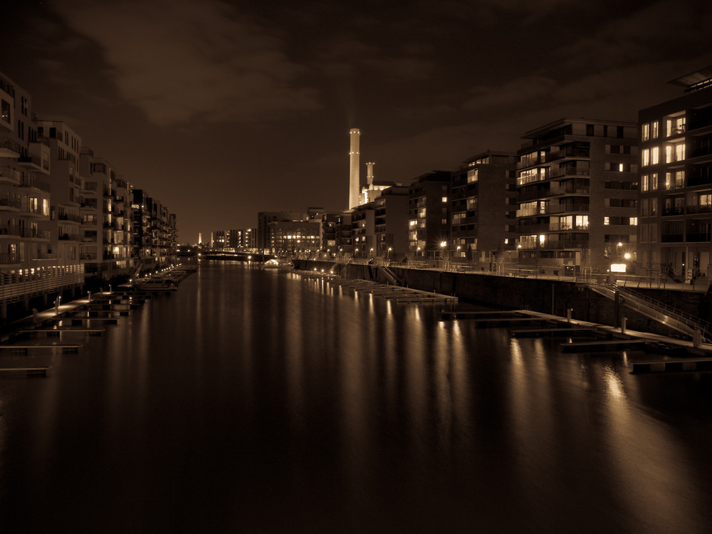 Westhafen bei Nacht