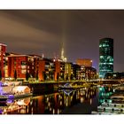 Westhafen FFM bei Nacht