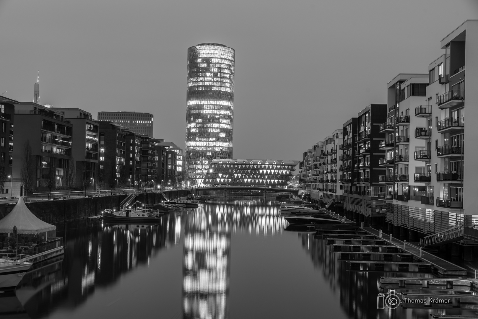 Westhafen Ffm -SW- D75_1873