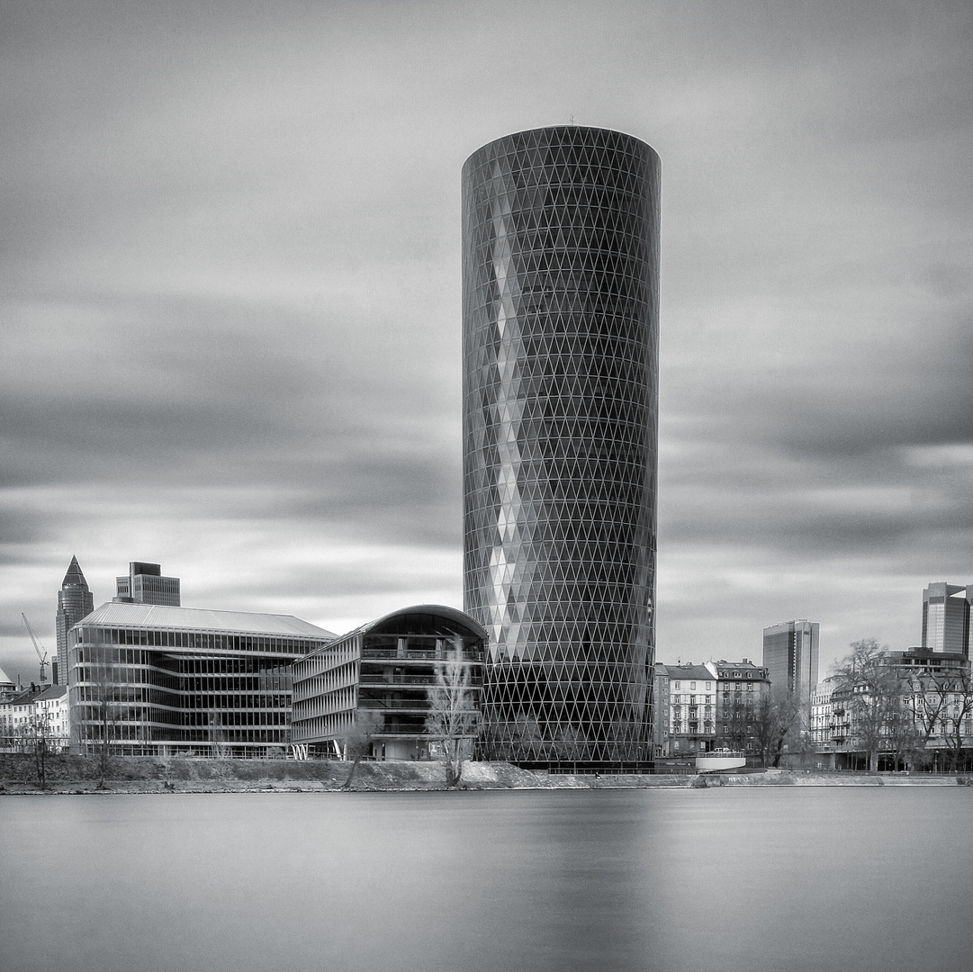 Westhafen Tower