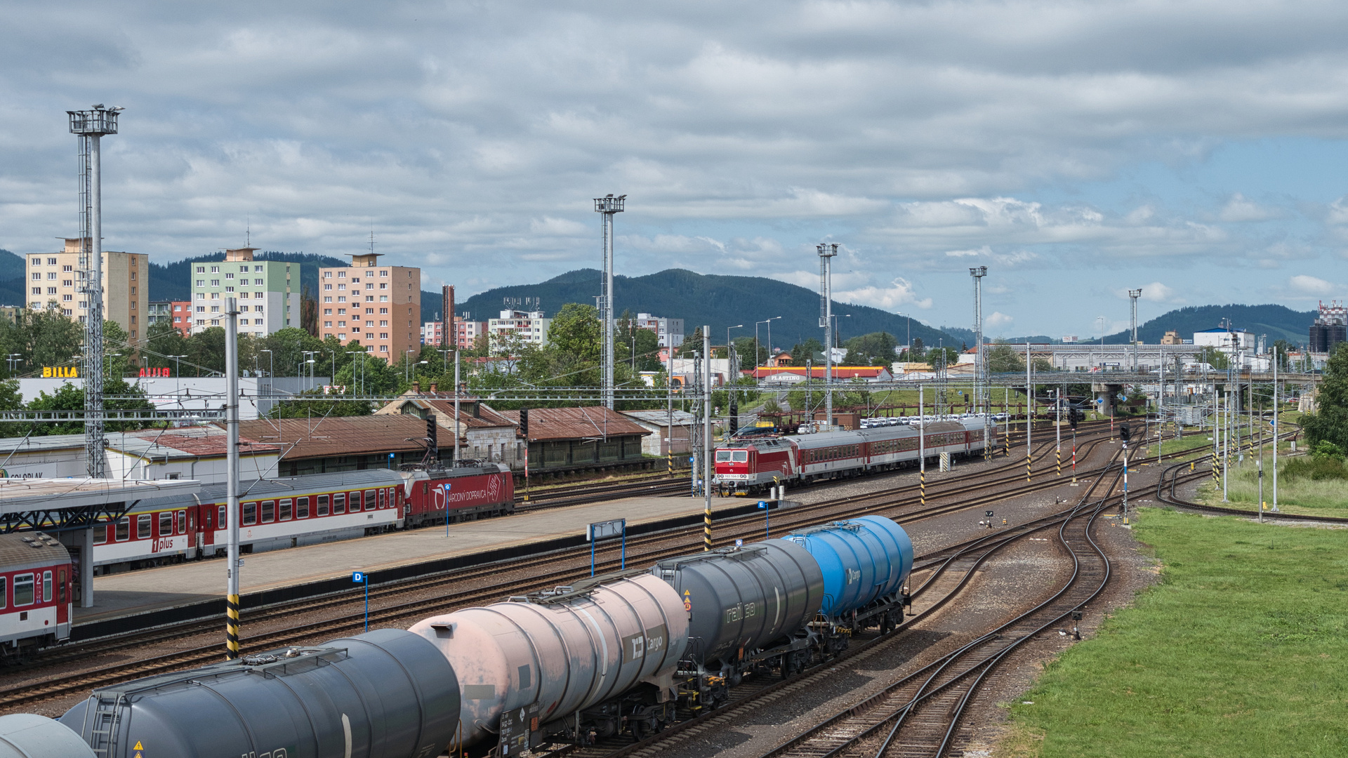 Westliche Ausfahrt des Bahnhofs Poprad-Tatry