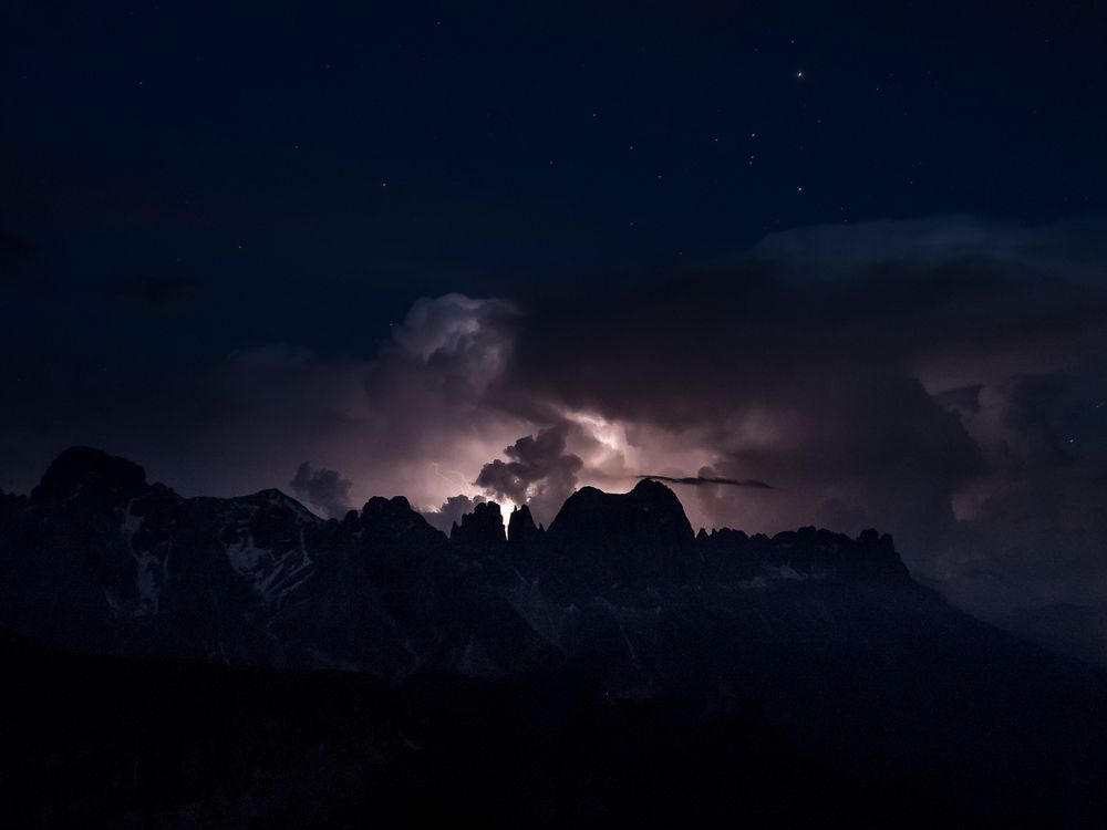 Westlicher Rosengarten im Gewitter bei Nacht