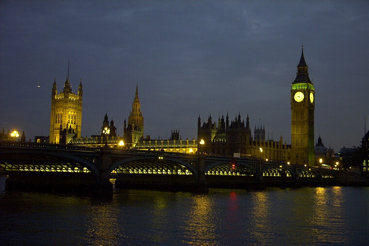 Westminster bei Nacht