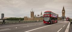 Westminster Bridge - Houses of Parliament - 02