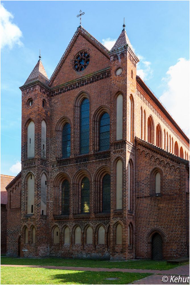 Westseite der Klosterkirche St. Marien in Lehnin