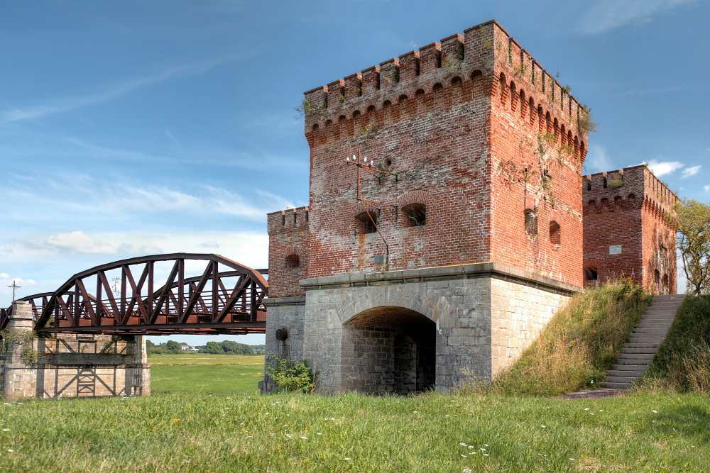 Westseite Eisenbahnbrücke Dömitz