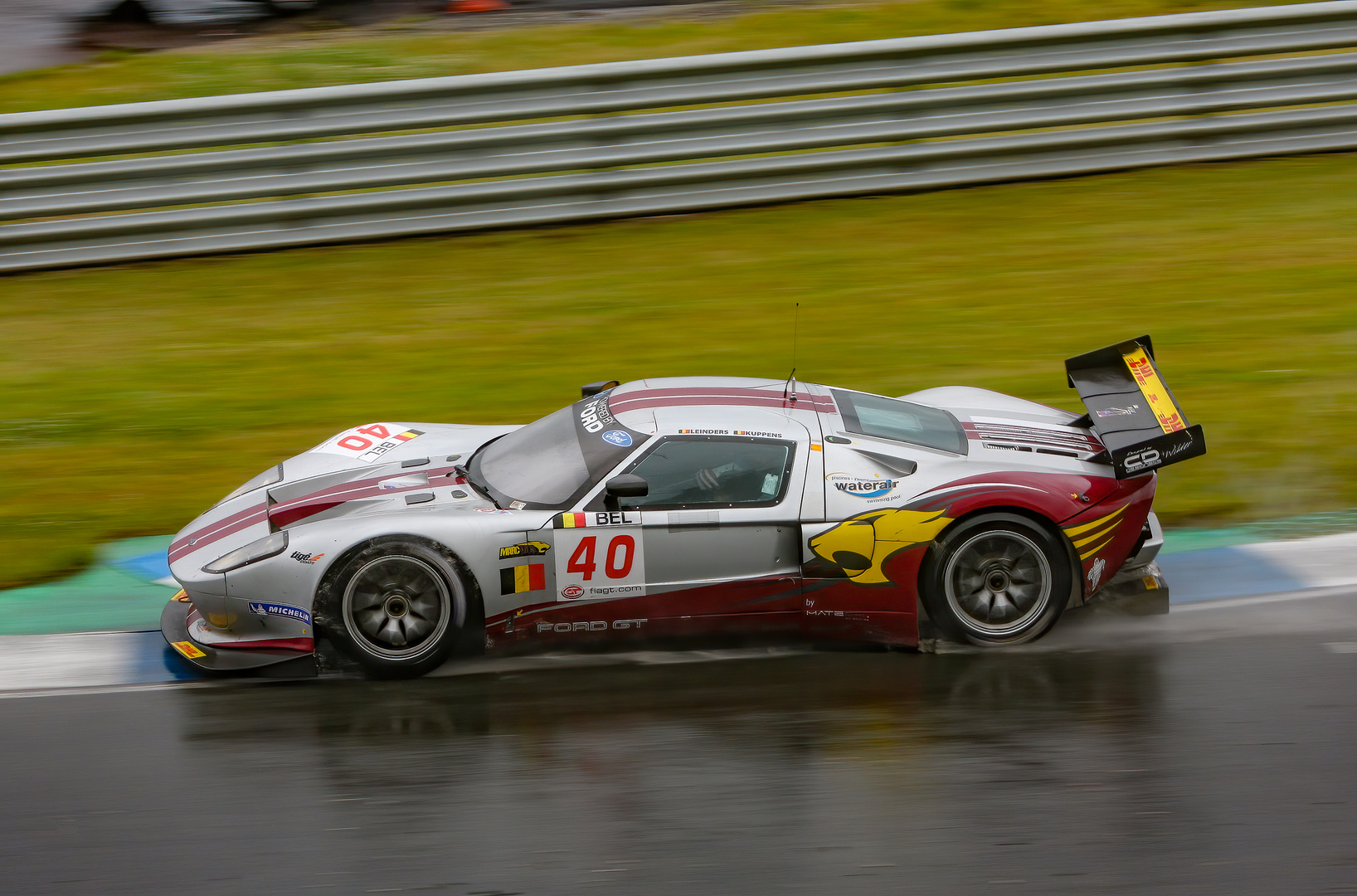 Wet-Race