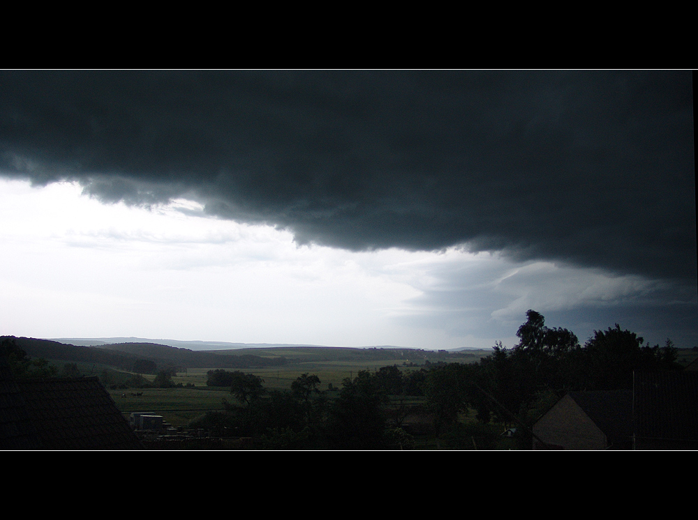 Wetterbericht: 26.05.07/ 22.24 Uhr Himmighofen Richtung Taunus