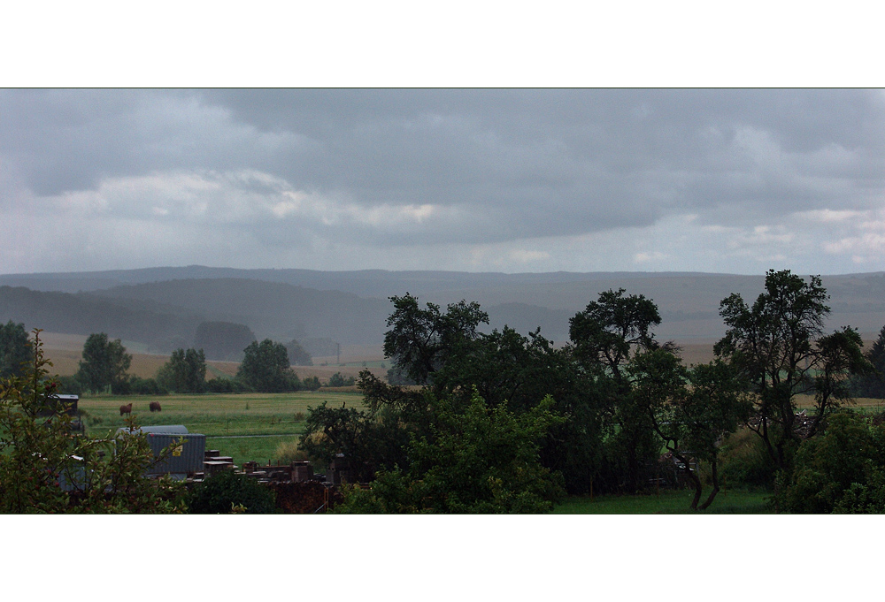 Wetterbericht: 26.06.07/ 17.17 Uhr Himmighofen  11.1°