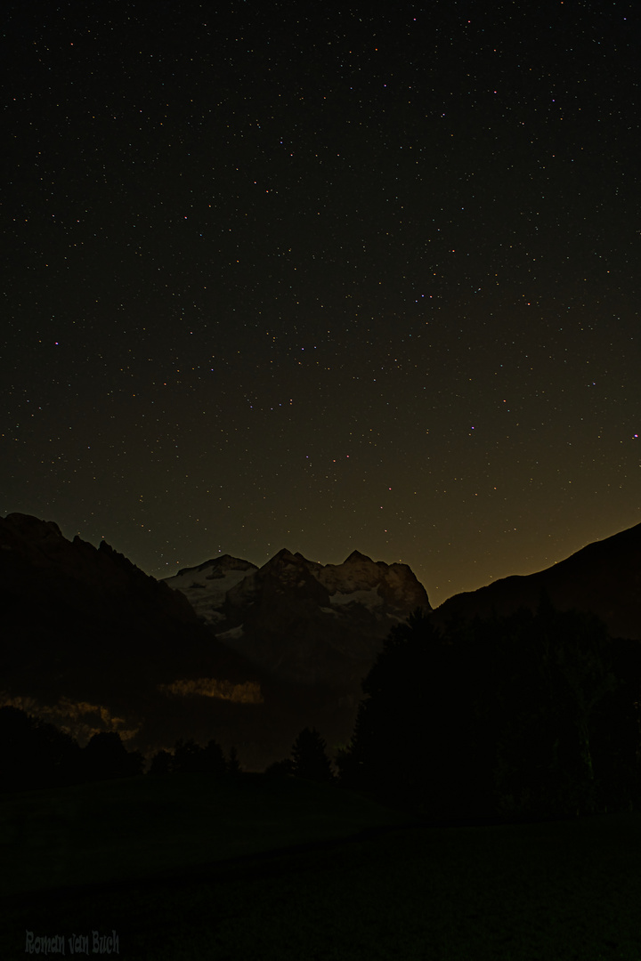 Wetterhorn bei Nacht