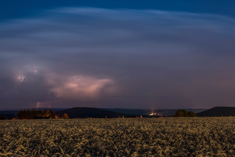 *Wetterleuchten über dem Hunsrück*