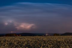 *Wetterleuchten über dem Hunsrück*