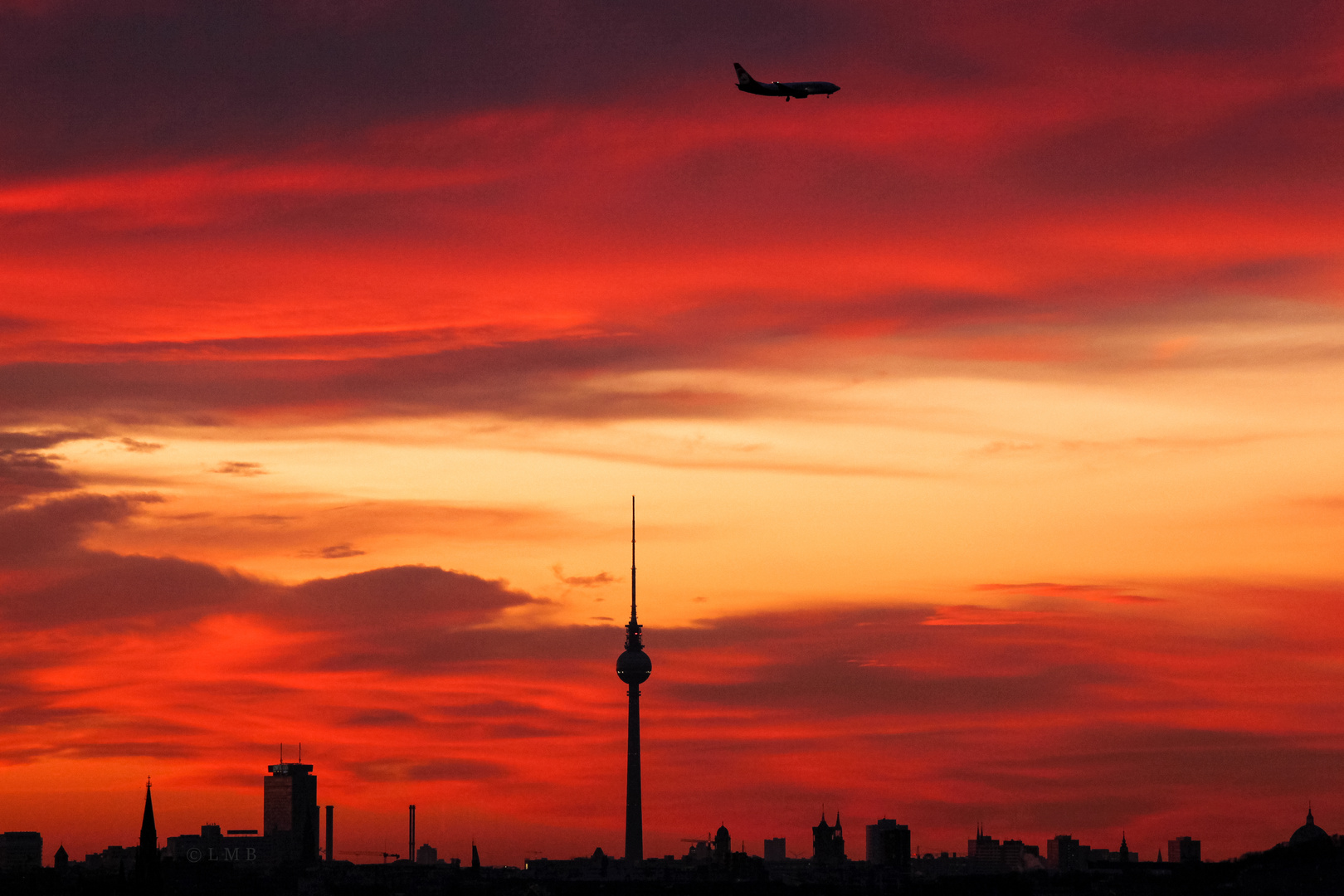 Wetterschauspiel über Berlin