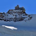 Wetterstation und Aussichtplattform auf dem Jungfraujoch von der Scheideg aus