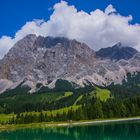 Wettersteingebirge mit Almsee