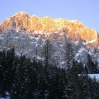 Wettersteinmassiv bei Sonnenuntergang