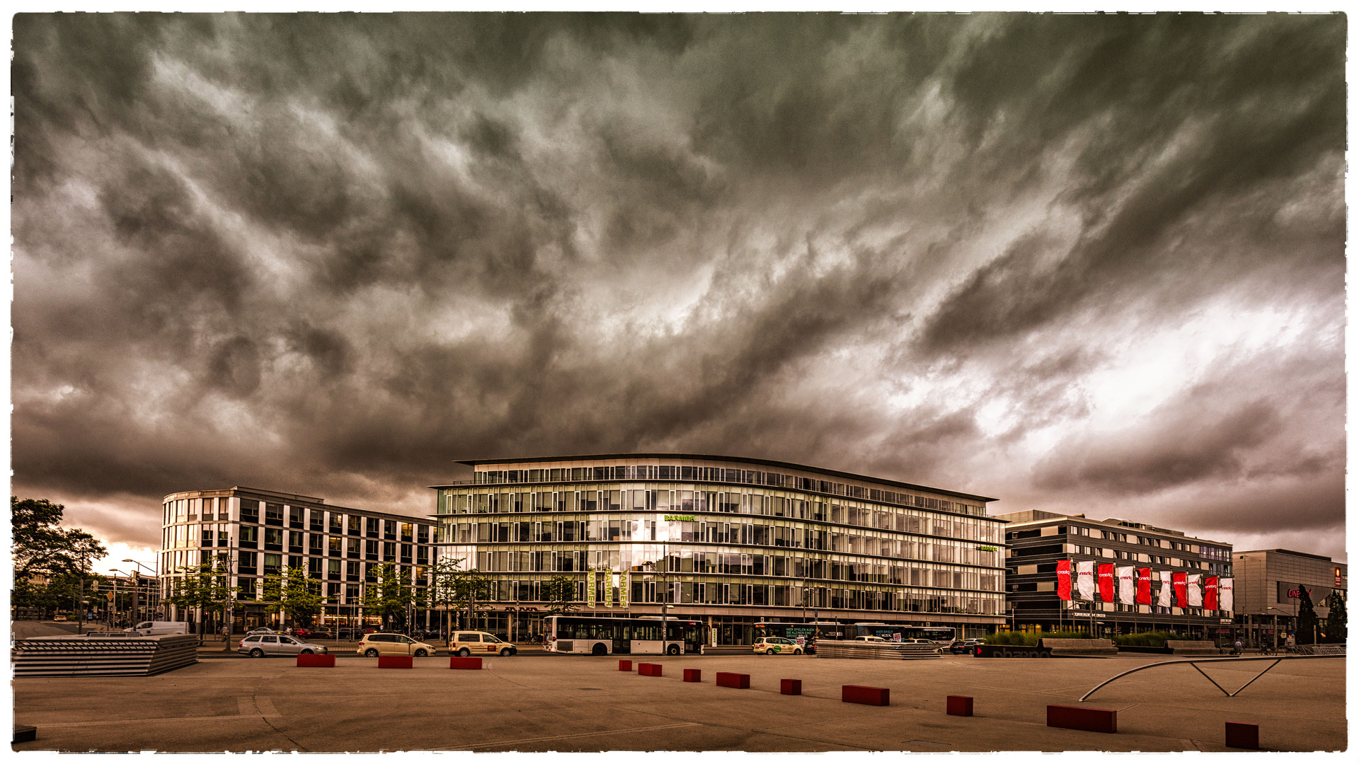 Wetterumschwung vor dem Phaeno