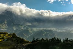 Wetterunbilden am Cirque de Cilaos