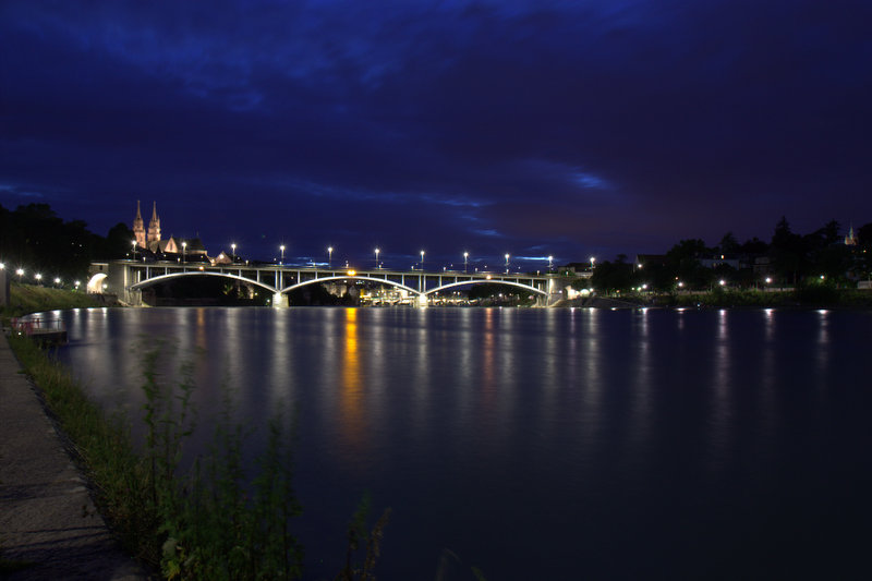 wettsteinbrücke / blauestunde