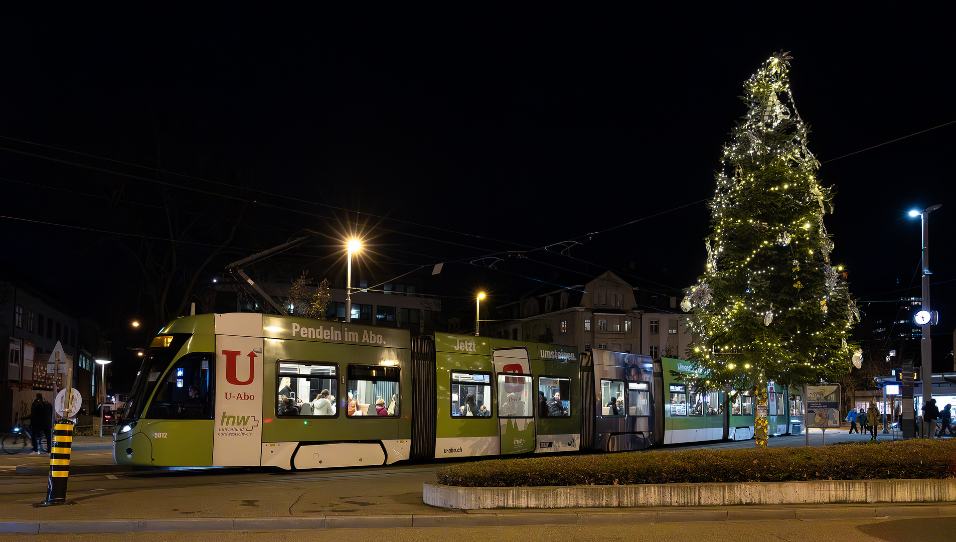 Wettsteinplatz zur Weihnachtszeit