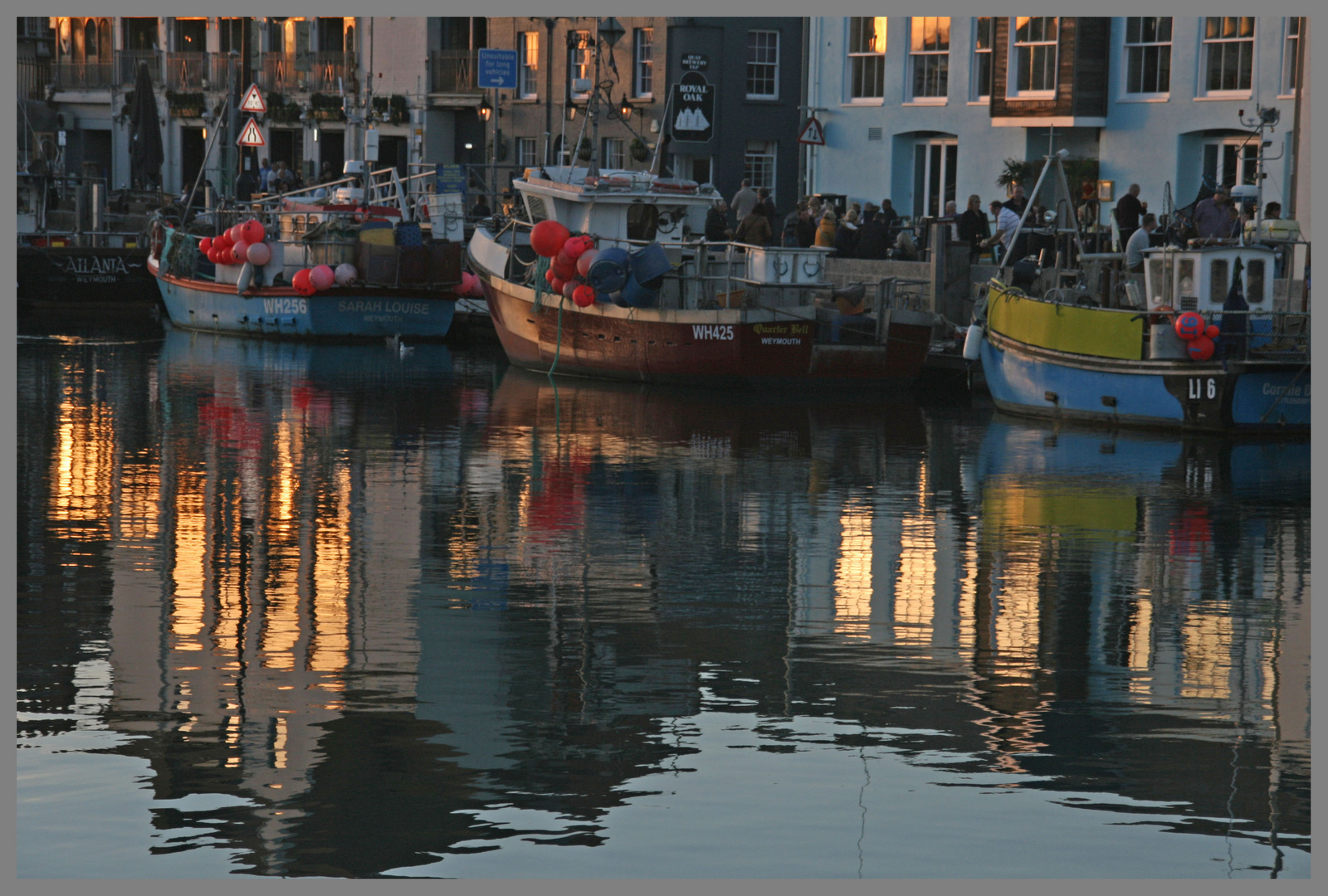 weymouth harbour at night 2