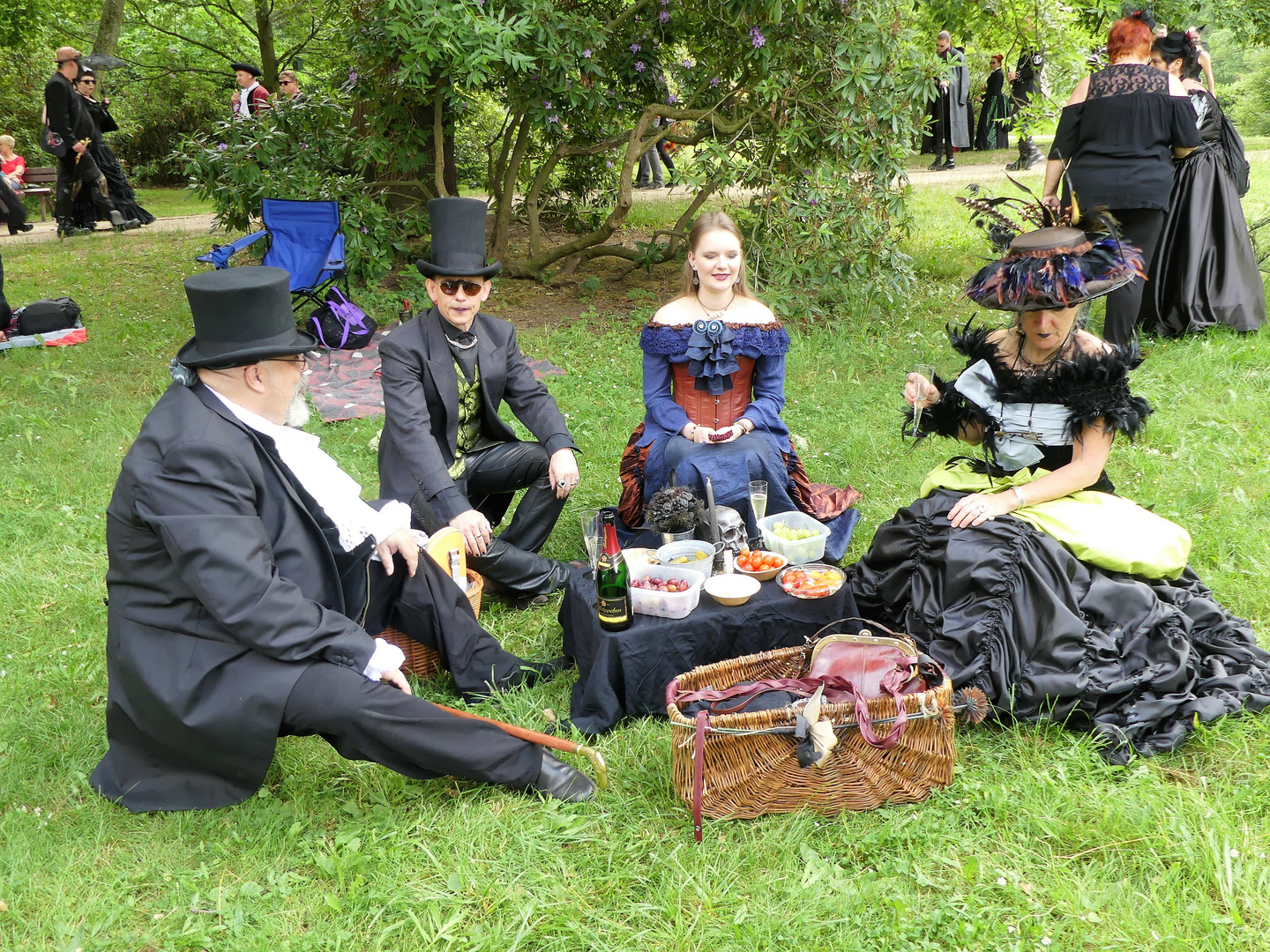 WGT 2019 - Leipzig - Victorianisches Picknick Clara Zetkin Park