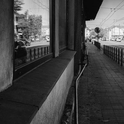 When it Rains, Follow the Pipe