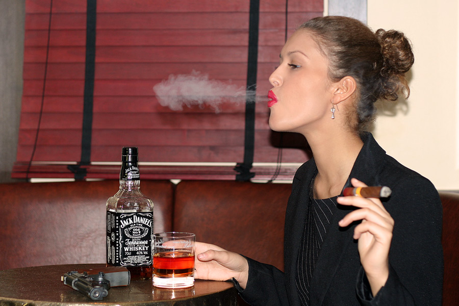 Whisky&Smoking Jael