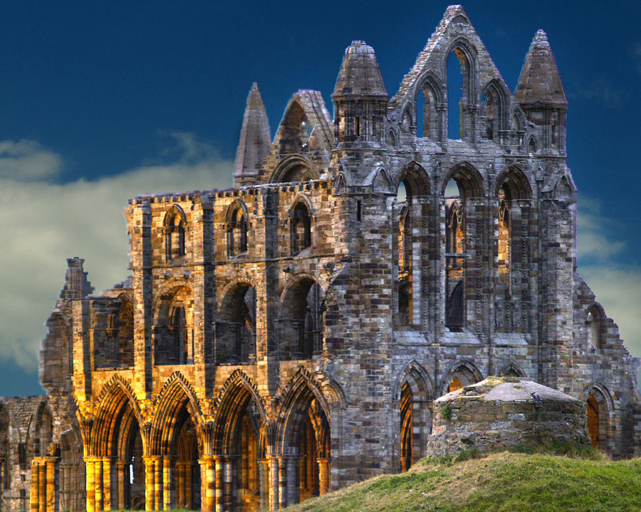 WHITBY ABBEY