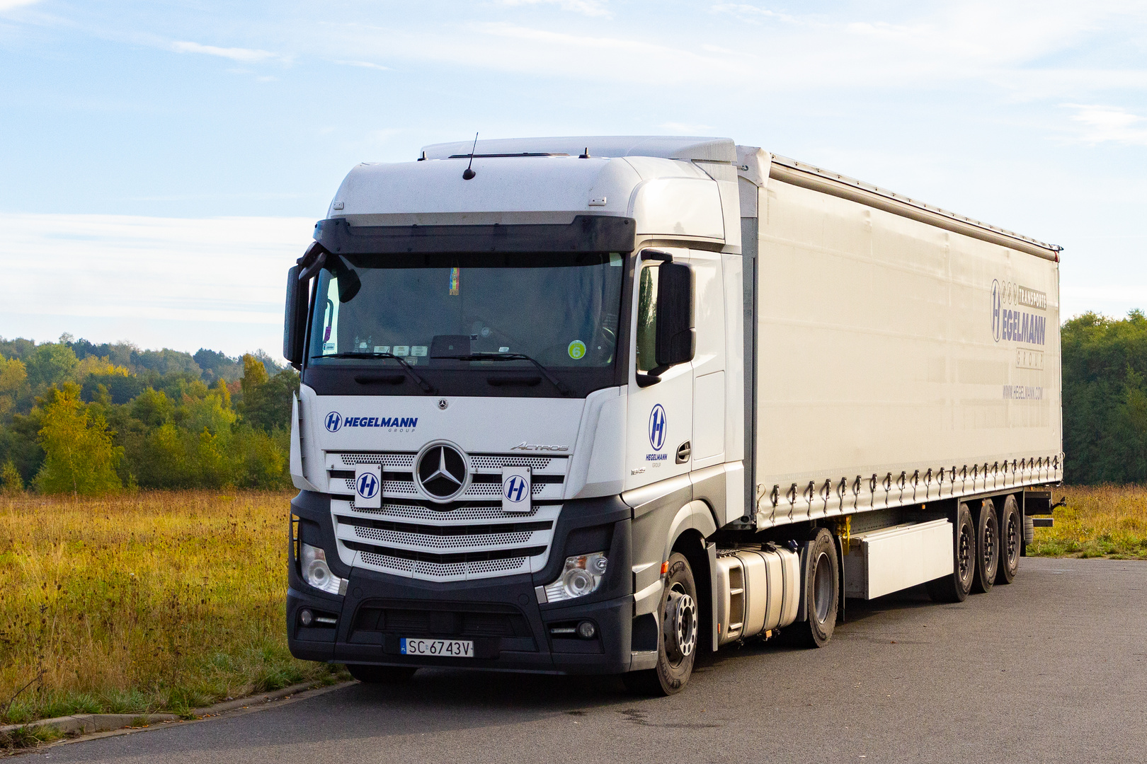 White Actros