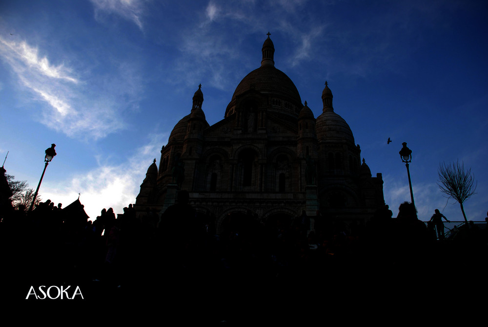 WHITE CHURCH _ PARIS