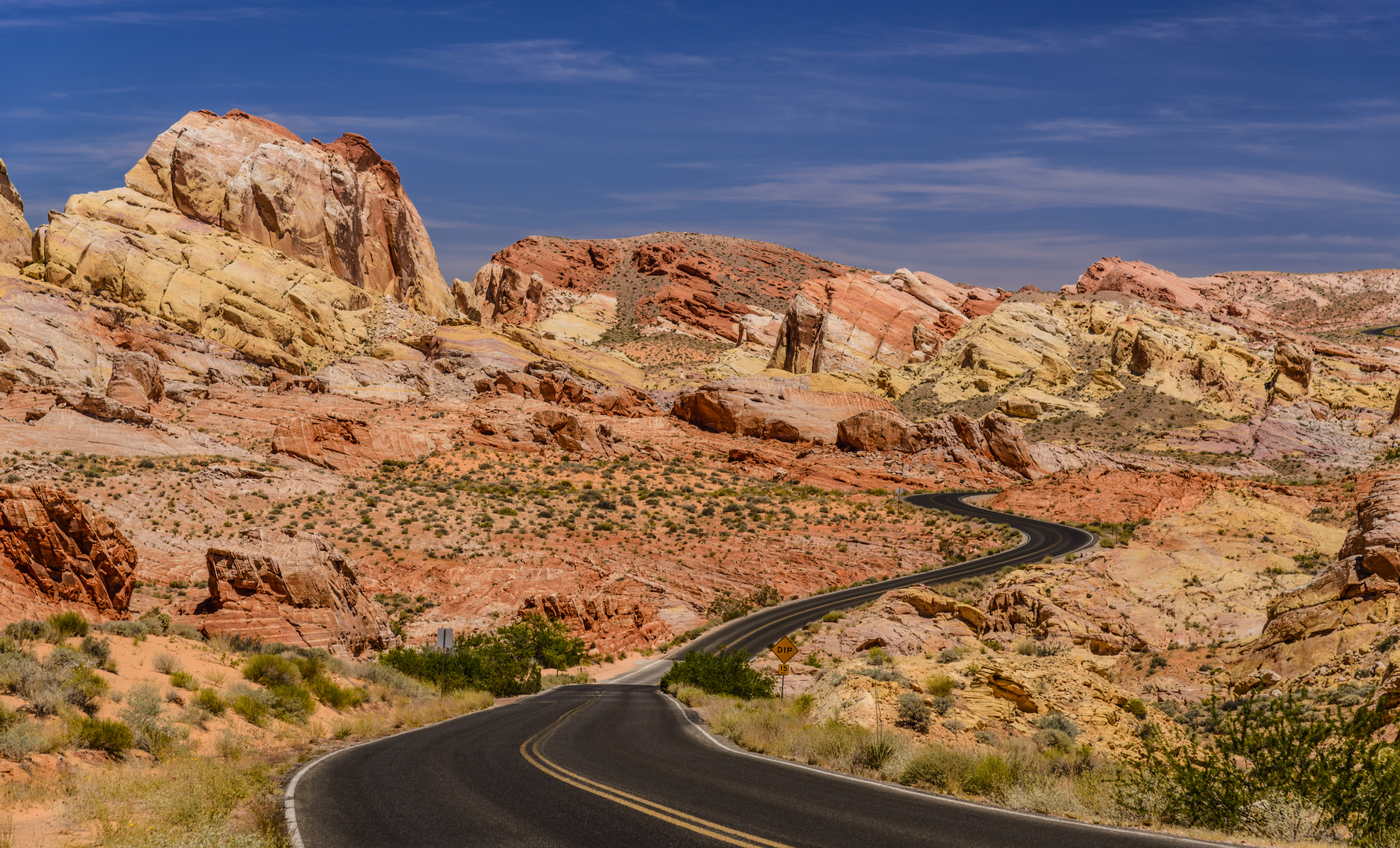 White Domes Scenic Byway, Valley of Fire, Nevada, USA