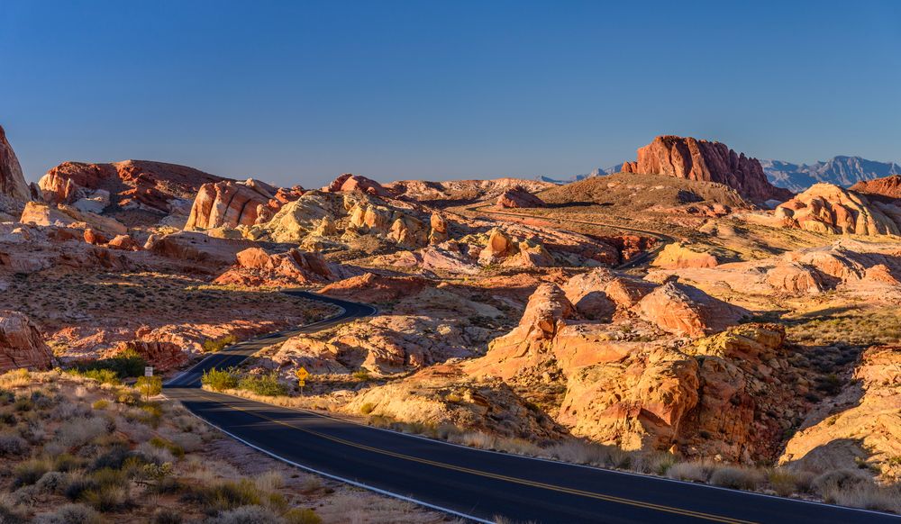 White Domes Scenic Byway, Valley of Fire SP, Nevada, USA