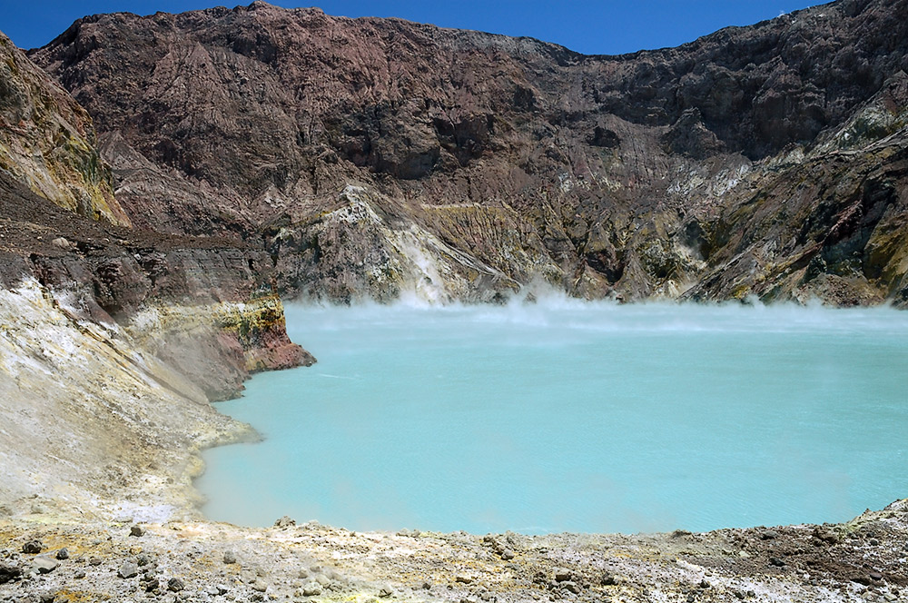 White Island Crater Lake