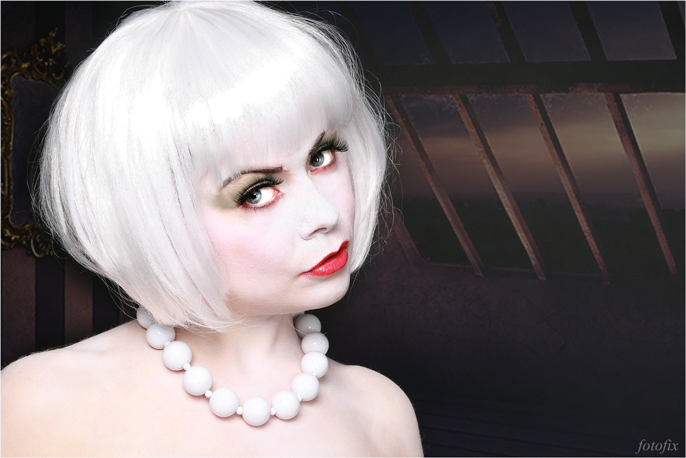 White Lady 1