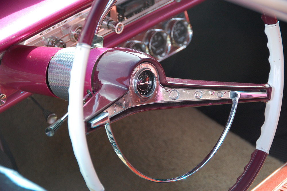 White-Lilac Steering Wheel