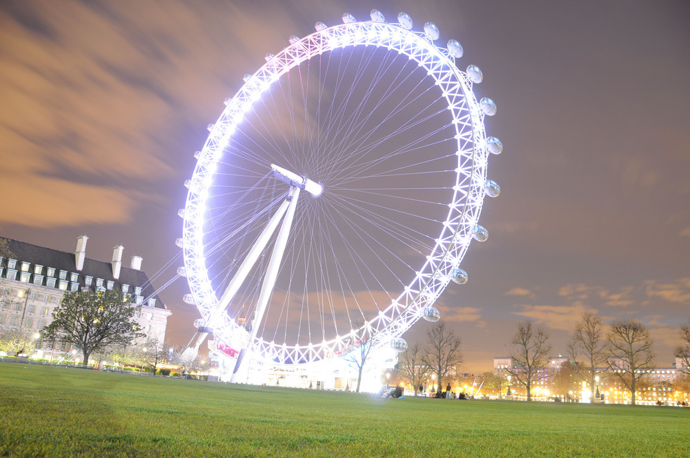 White London Eye | London