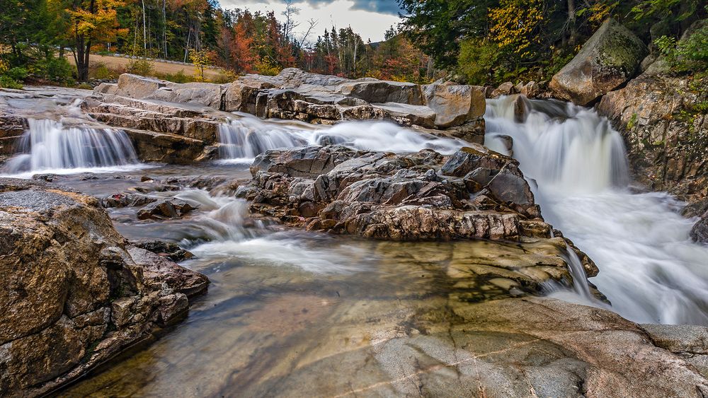 WHITE MOUNTAINS