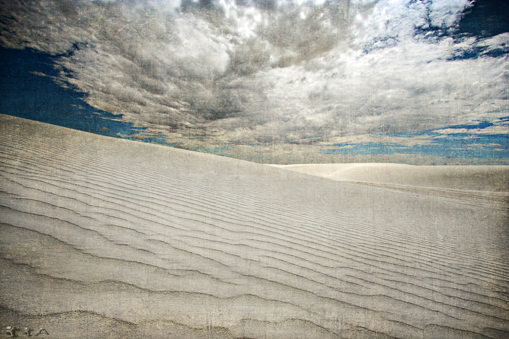 ... white sands II ...