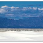 White Sands mit Bergen