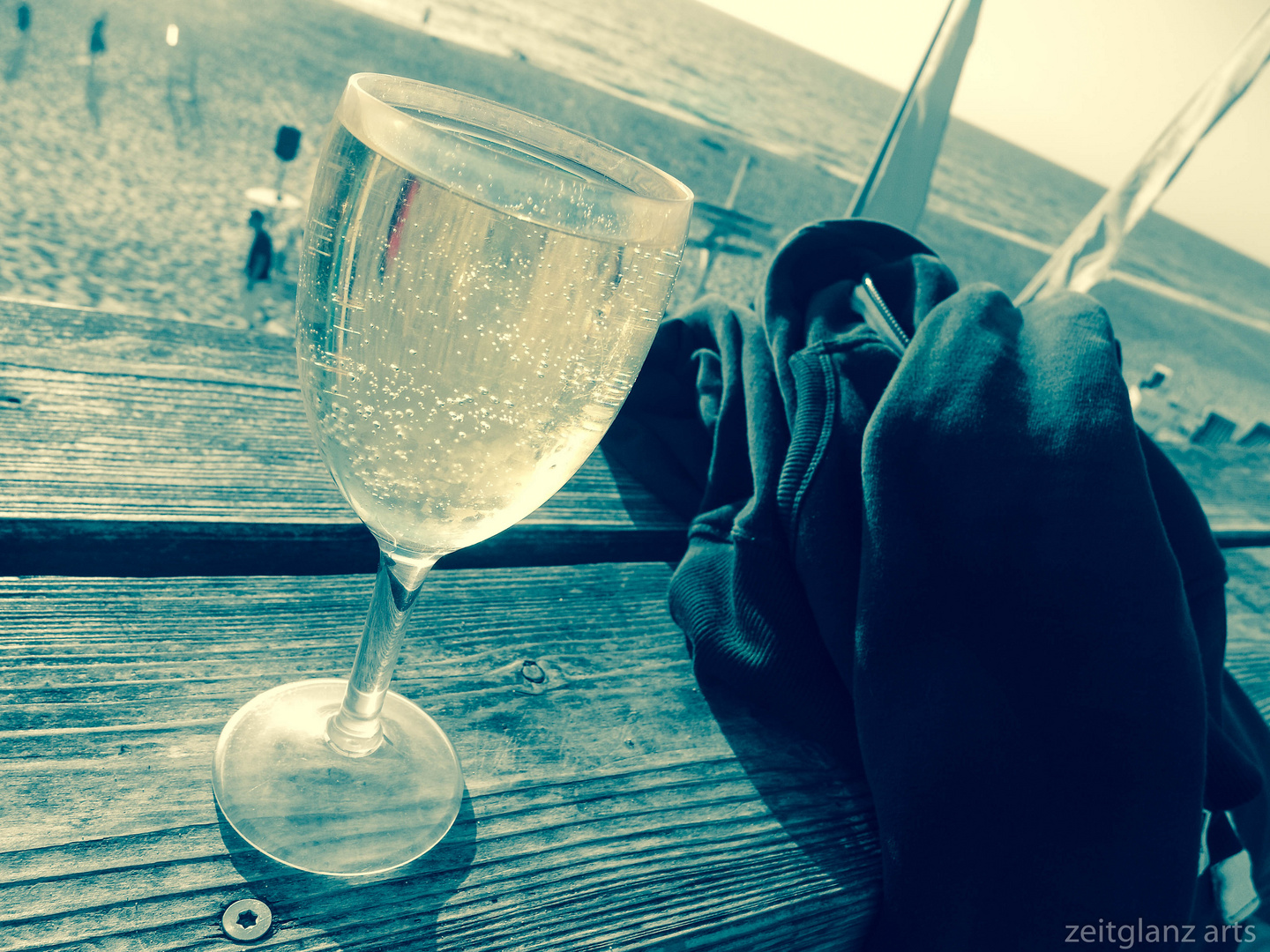 white wine at the beach