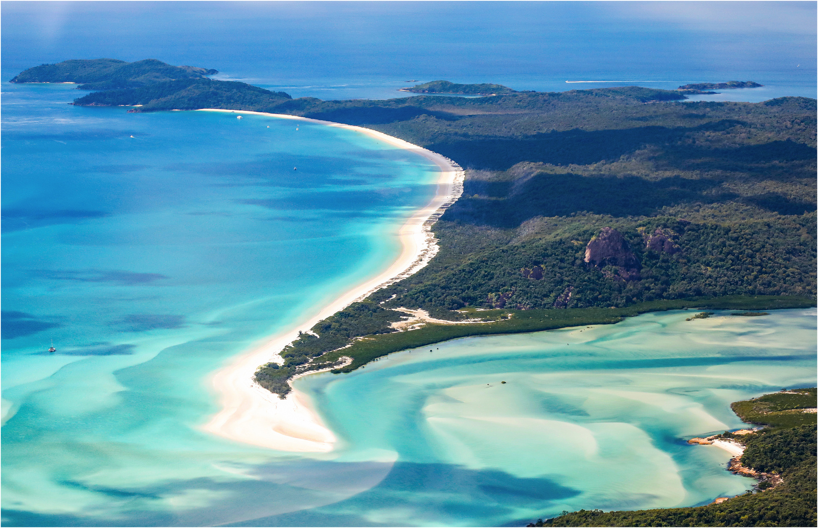 Whitehaven Beach - Whitsunday Islands